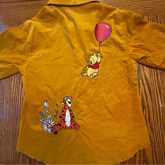 Disney Mustard Button Down Corduroy Shirt Winnie The Pooh Embroidered Size S - Picture 2 of 12